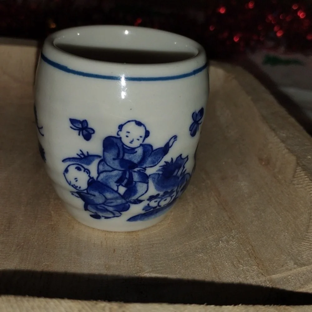 Floral Ceramic Vase and Soki Cup